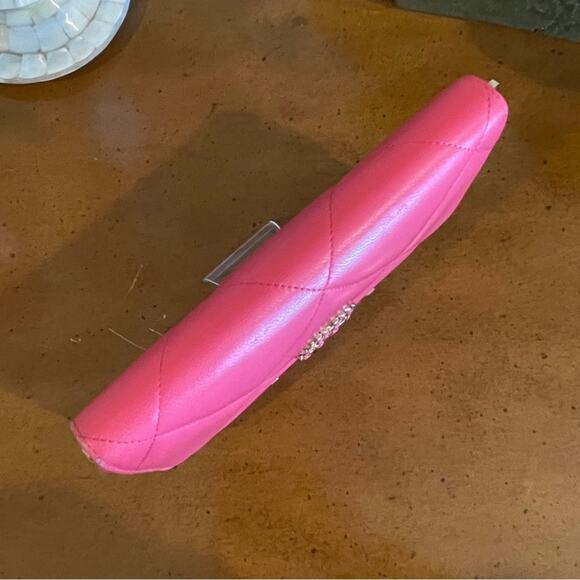 CHANEL Lambskin Quilted 19 Long Zipped Around Wallet Pink RARE - Picture 5 of 12